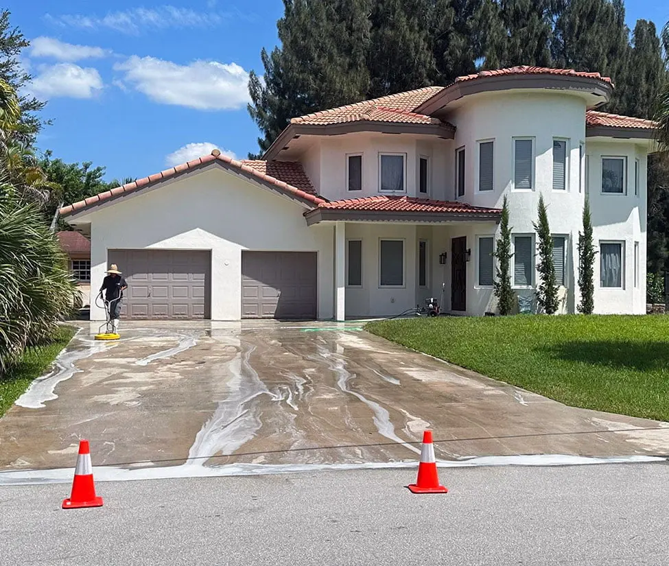 WashPro Florida Roof Cleaning Service in Broward County and nearby areas